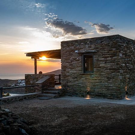 Aerino Seaside Villa Agios Romanos Luaran gambar