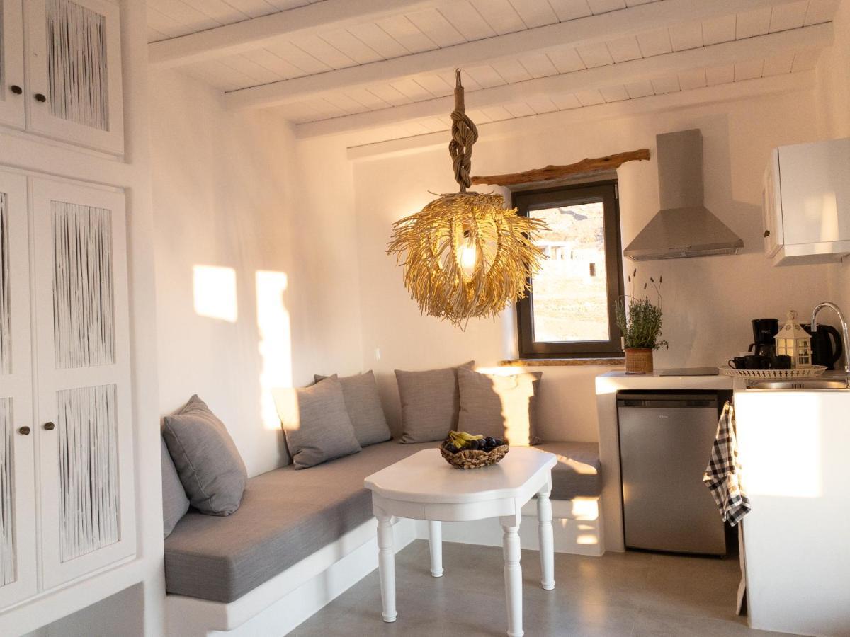 Aerino Seaside Villa Agios Romanos Luaran gambar